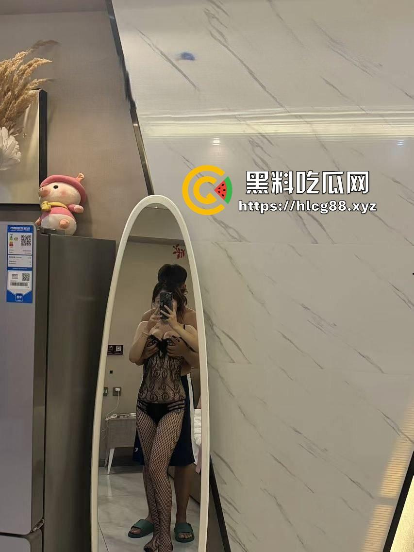 湖北师范大学学生妹【李佳莹】骚炸天,酒后捆绑SM调教,无套内射操翻这贱货!