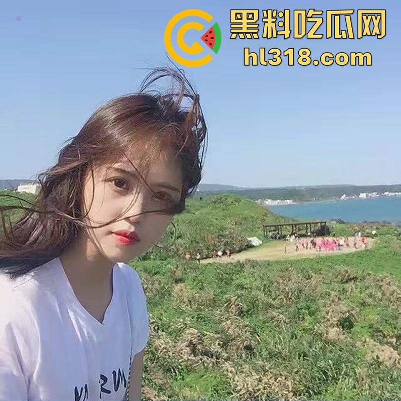 神似王祖贤的校花女神，身材极品大长腿白嫩诱人，被老司机学长拿下，酒店露脸啪啪无套内射！