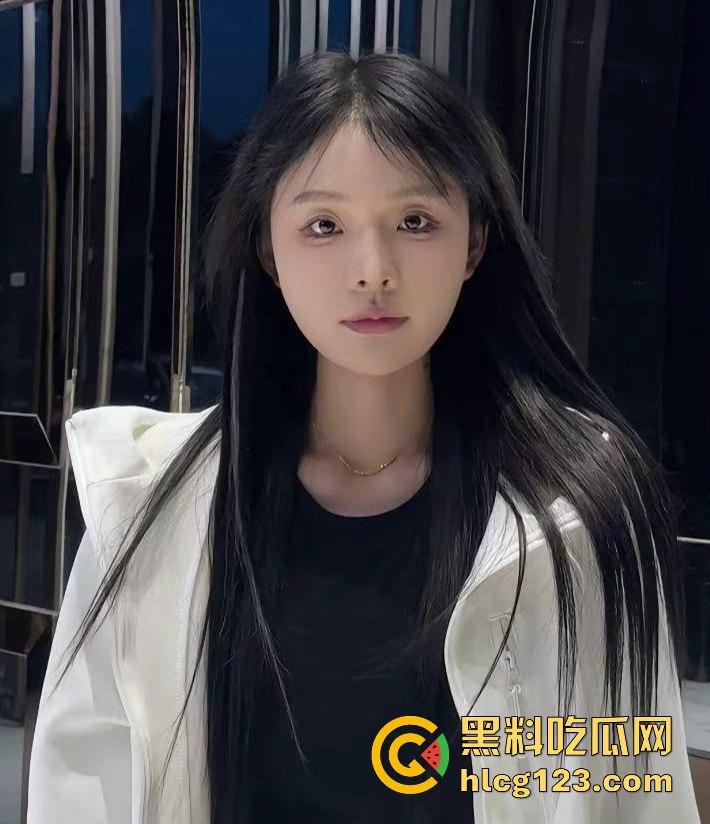 抖音200万粉网红「轩姨」激情视频被前男友曝光!水手服女上位!