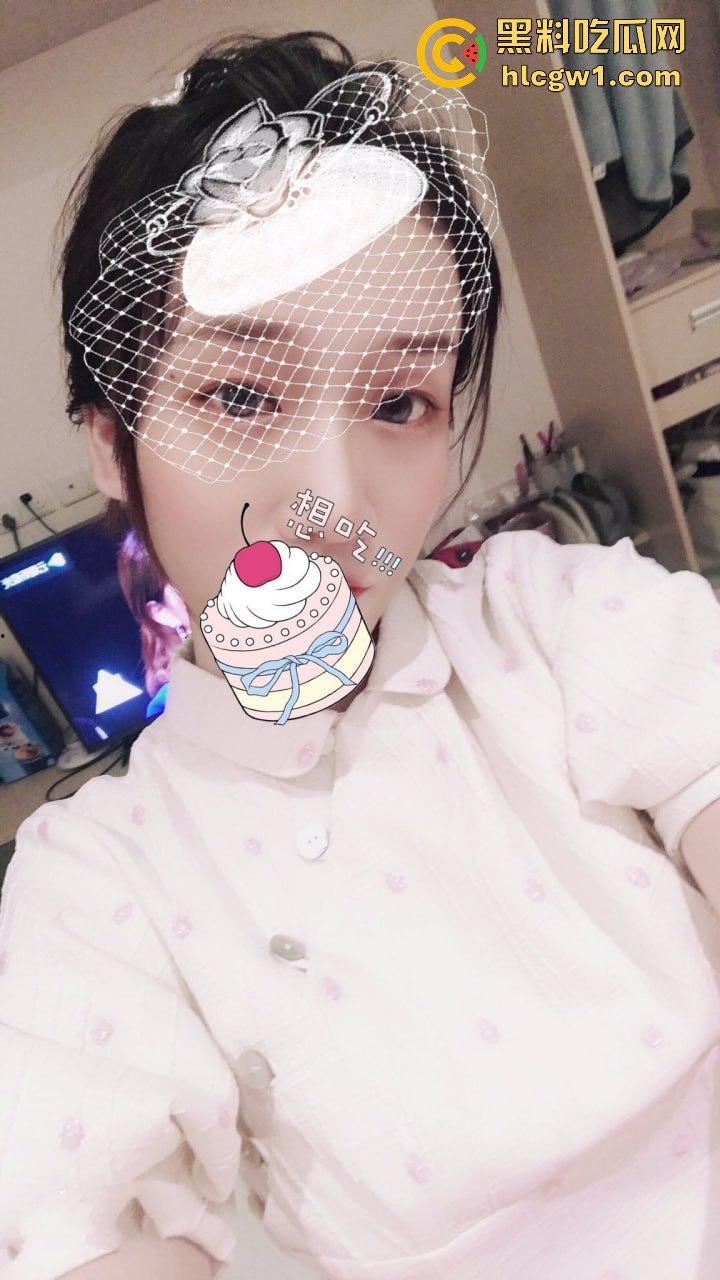 江西极品反差少妇【黄雨霏】自拍流出!跳蛋塞逼吃鸡,骚浪到法力无边,双倍快乐根本停不下来!