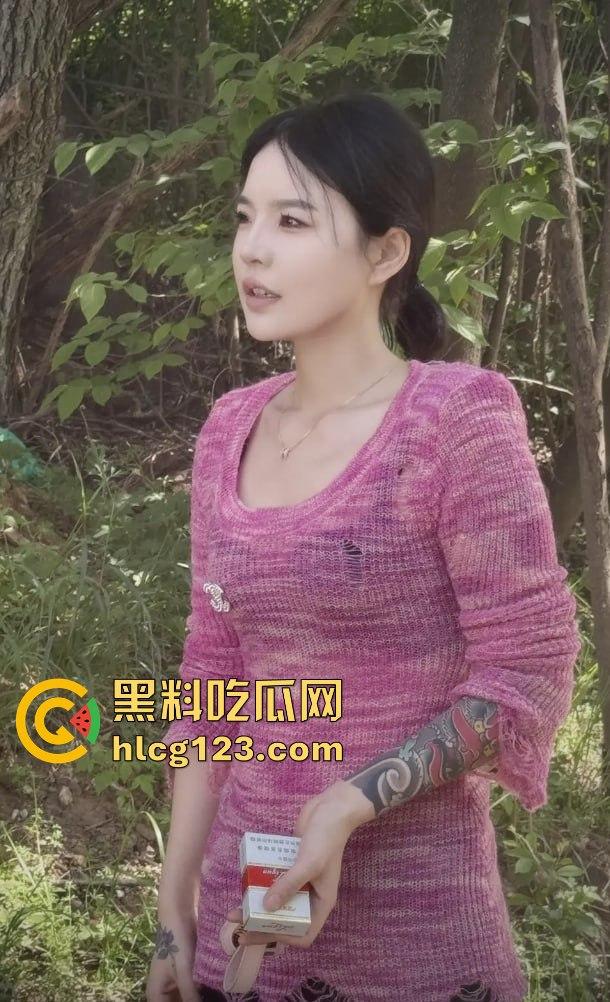 抖音200万粉网红「轩姨」激情视频被前男友曝光!水手服女上位!