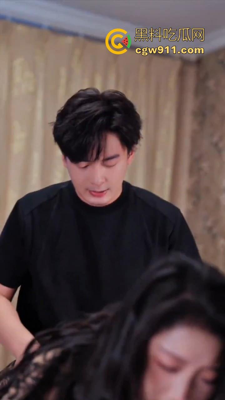 不是哥们你告诉我现在网剧都发展成这样了吗?床上系都已经拍到老汉推车了,不认真看真以为是麻豆出品!