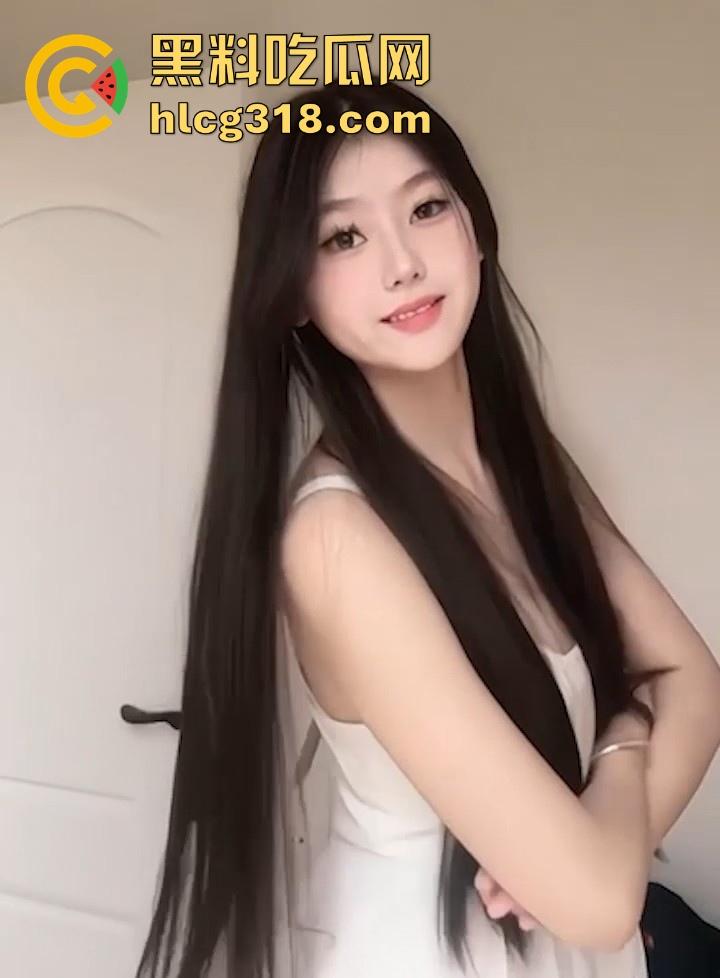 重庆双语学院【吕家亿琳】出轨约炮视频被曝光,反差小母狗跳蛋震动白虎嫩穴,后入爆菊爽翻天!