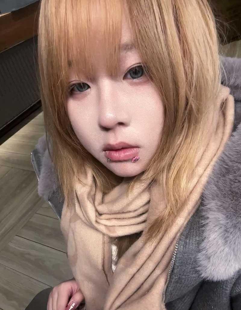 广州巨乳母狗【林素莹】 性爱视频泄露,天然大奶性感肥臀身材火辣,炮友乳钉调教,淫荡母狗一枚!