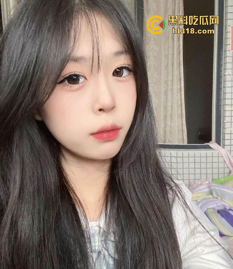 黑龙江极品萝莉【刘文玲】约炮视频曝光,反差母狗相约车震,后排极限口交骑乘,敏感小穴高潮颤栗不止!