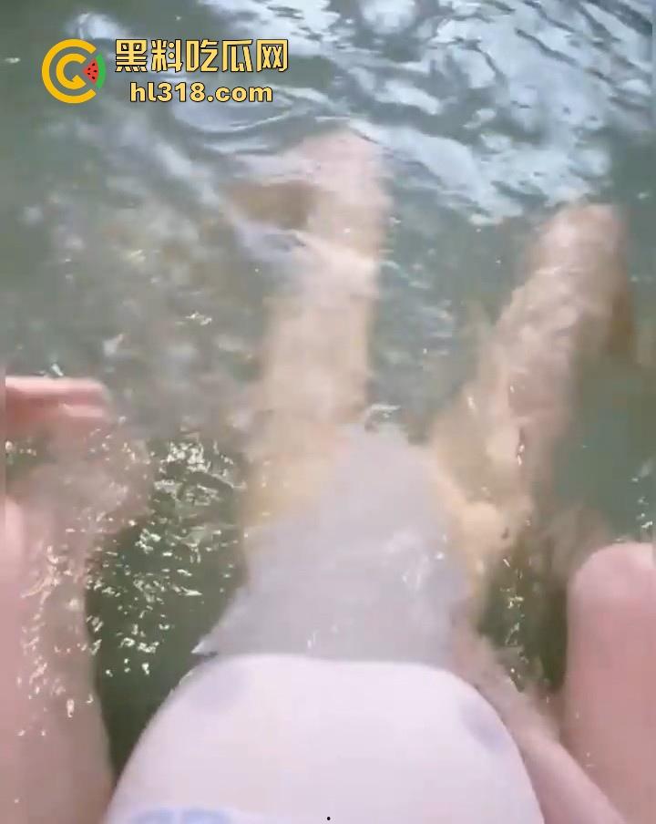 海角乱伦!带萝莉妹妹去日式酒店体验不一样的做爱,日式做爱刺激满满,无套内射白虎嫩逼!