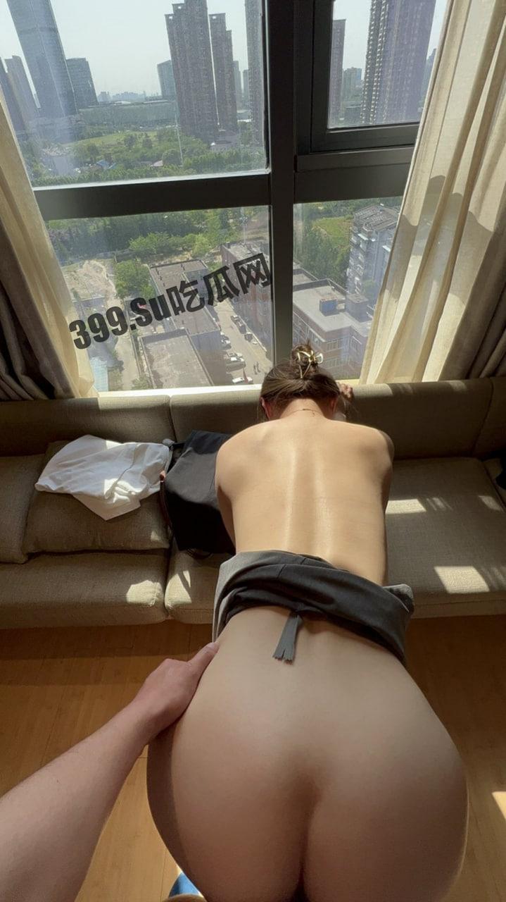 【反差女友】 骚货女友例假刚走，水超多，爆出白浆