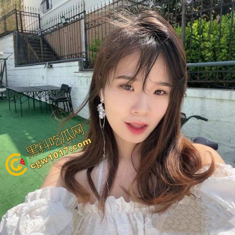 河北保定学生情侣激情视频曝光：深喉与翘臀齐飞，镜头火辣贴身捕捉每寸肉体交融，画面刺激直击原始欲望