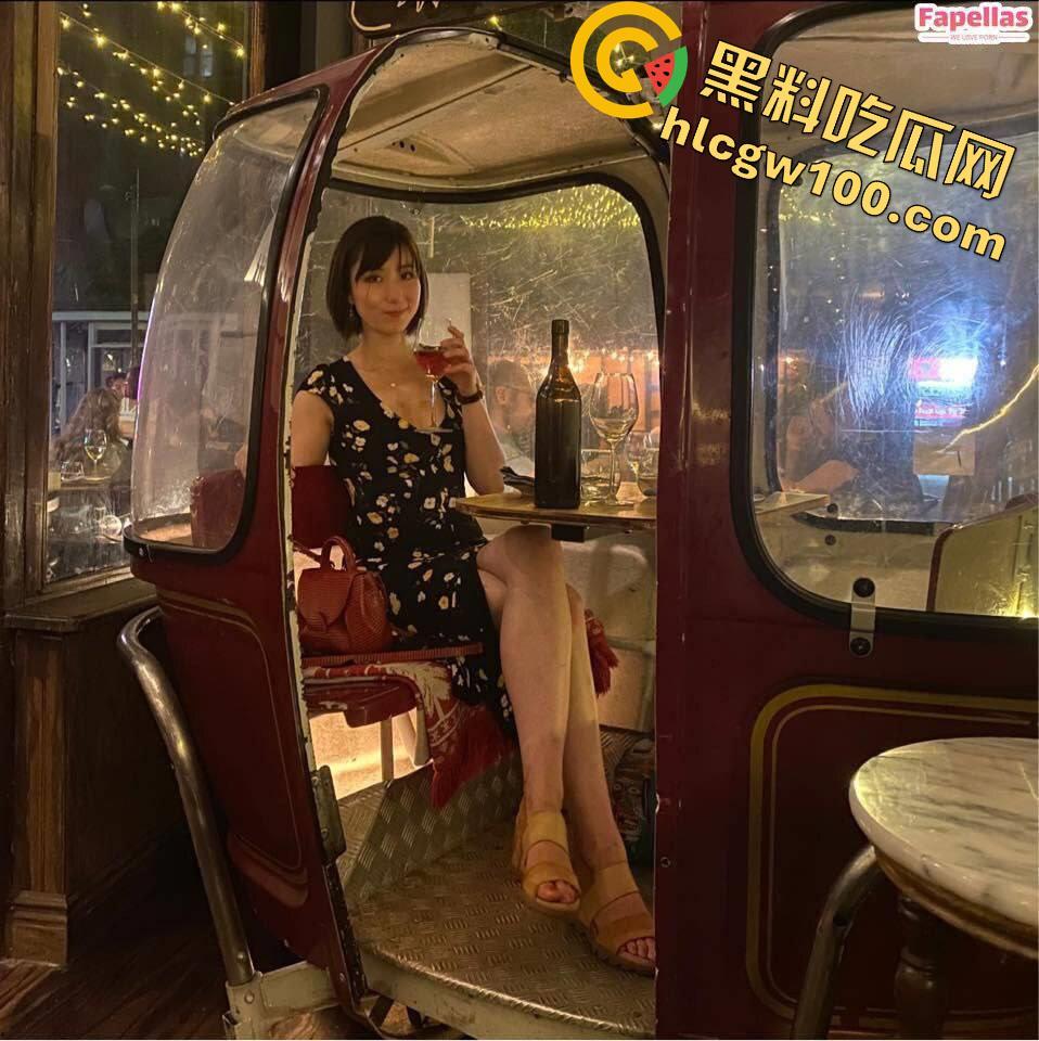 美国高盛副总裁千金【王佳怡】,口爆捅到胃里、吸蛋舔屁眼、精液洗脸重口色情影片流出