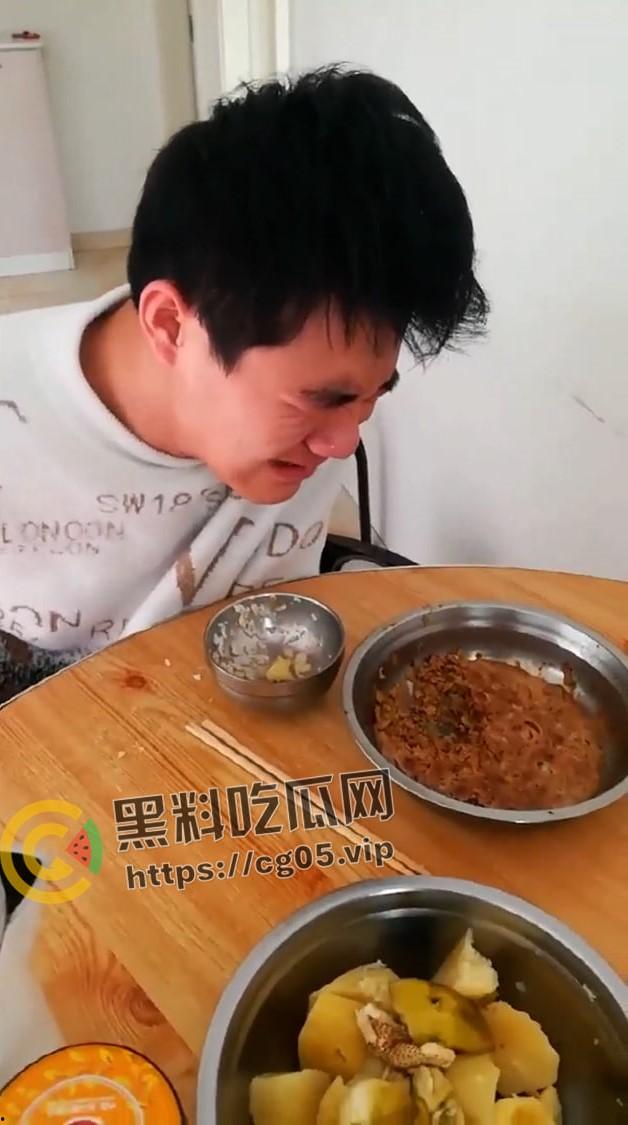 辽宁营口大石桥第二高级中学 男生在卫生间遭遇霸凌围殴 事后校方和打人家长不承认 现在孩子精神出现异常