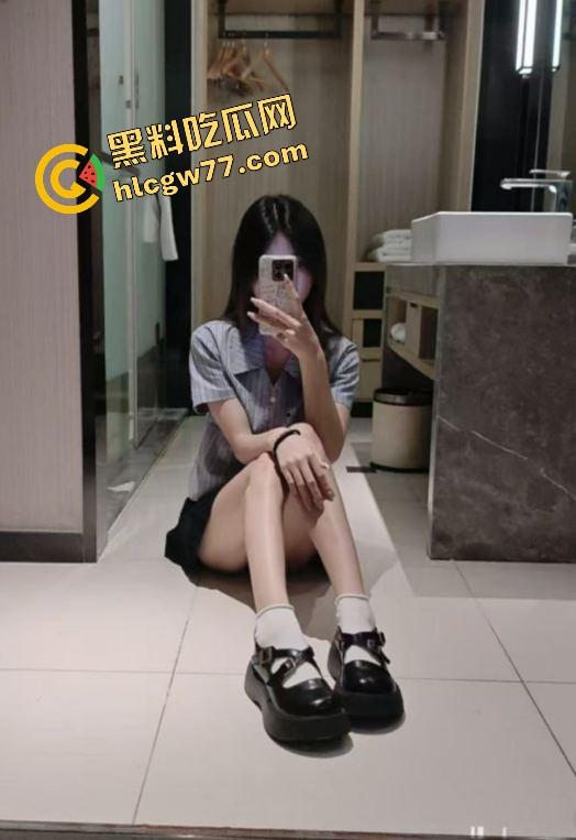 瓜友投稿翻约了排骨精妹子喝酒开房ONS，操了几炮腻歪到想跑路，内射还磨磨唧唧，劝兄弟们别碰！