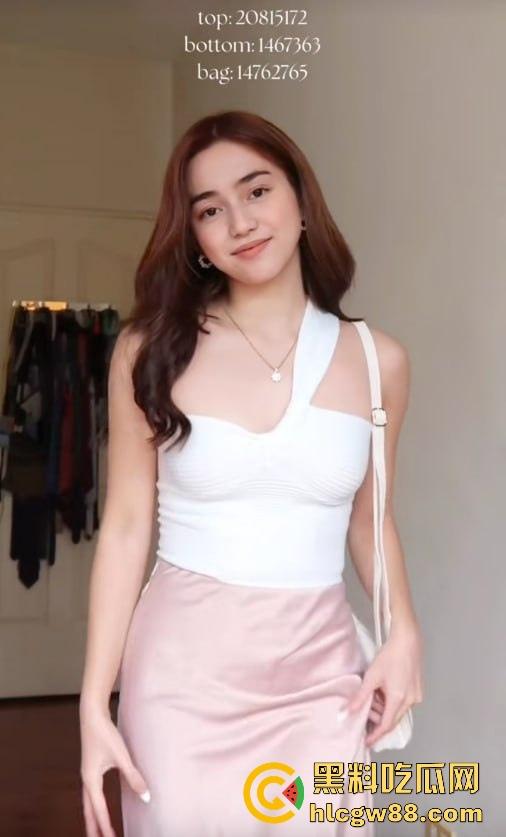 挪威留学生炫耀洋马女友【julsbarba】白虎浪穴骑乘狂摇,异域风情玩得飞起,国内女拳看傻了!