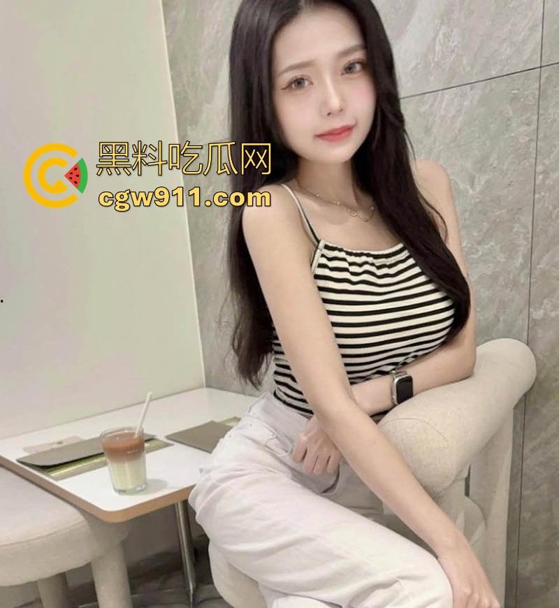 大神约炮极品女神【包子】性爱视频流出,蜂腰翘臀勾魂摄魄,乳浪翻涌如海啸,高潮时弓腰痉挛,令人血脉喷张!