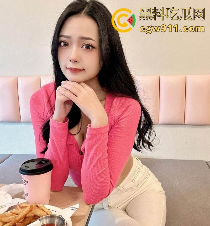 大神约炮极品女神【包子】性爱视频流出,蜂腰翘臀勾魂摄魄,乳浪翻涌如海啸,高潮时弓腰痉挛,令人血脉喷张!