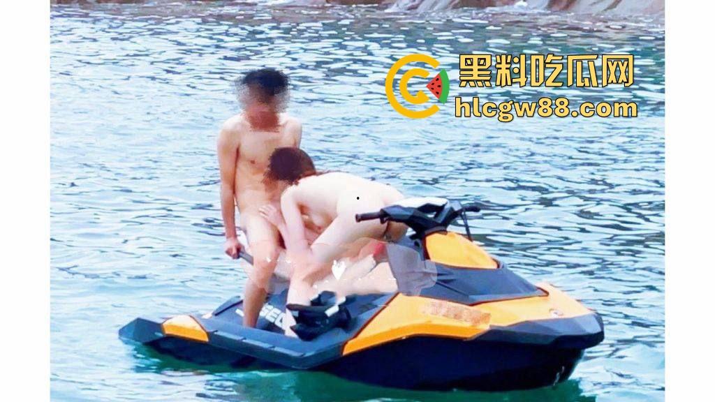 海南三亚海上摩托大野战,巨乳游艇宝贝上演真实戏码,又是羡慕大哥的一天!