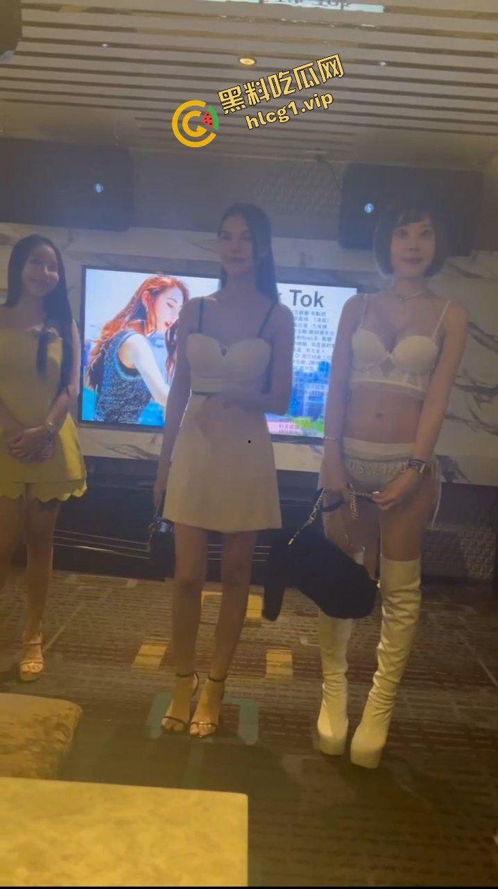 欢迎来到非诚勿扰海选现场!看各位女嘉宾如何风骚 体验金主既视感!