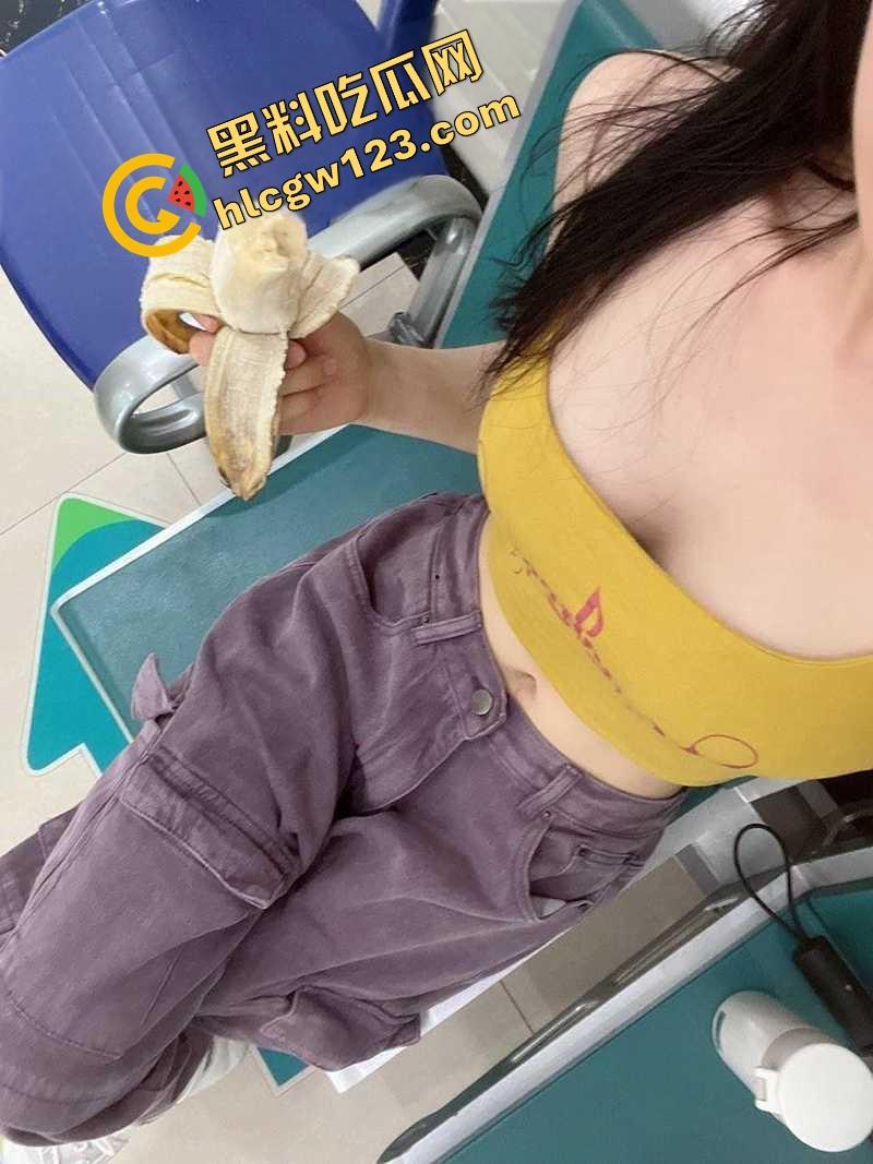 小乳猪成广东圈新晋约炮神器?清纯外壳下的满级骚货,只要转账秒开腿,她是开门见逼型选手!