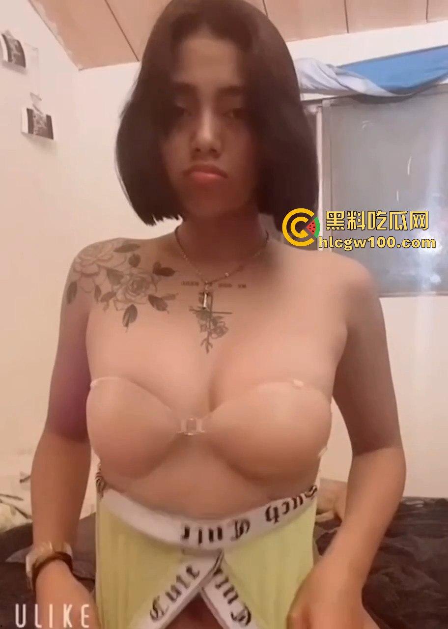 台湾极品辣妹【宋巧】与男友裸聊视频流出,劲拉热舞场面火爆,这种若隐若现的勾引最致命。