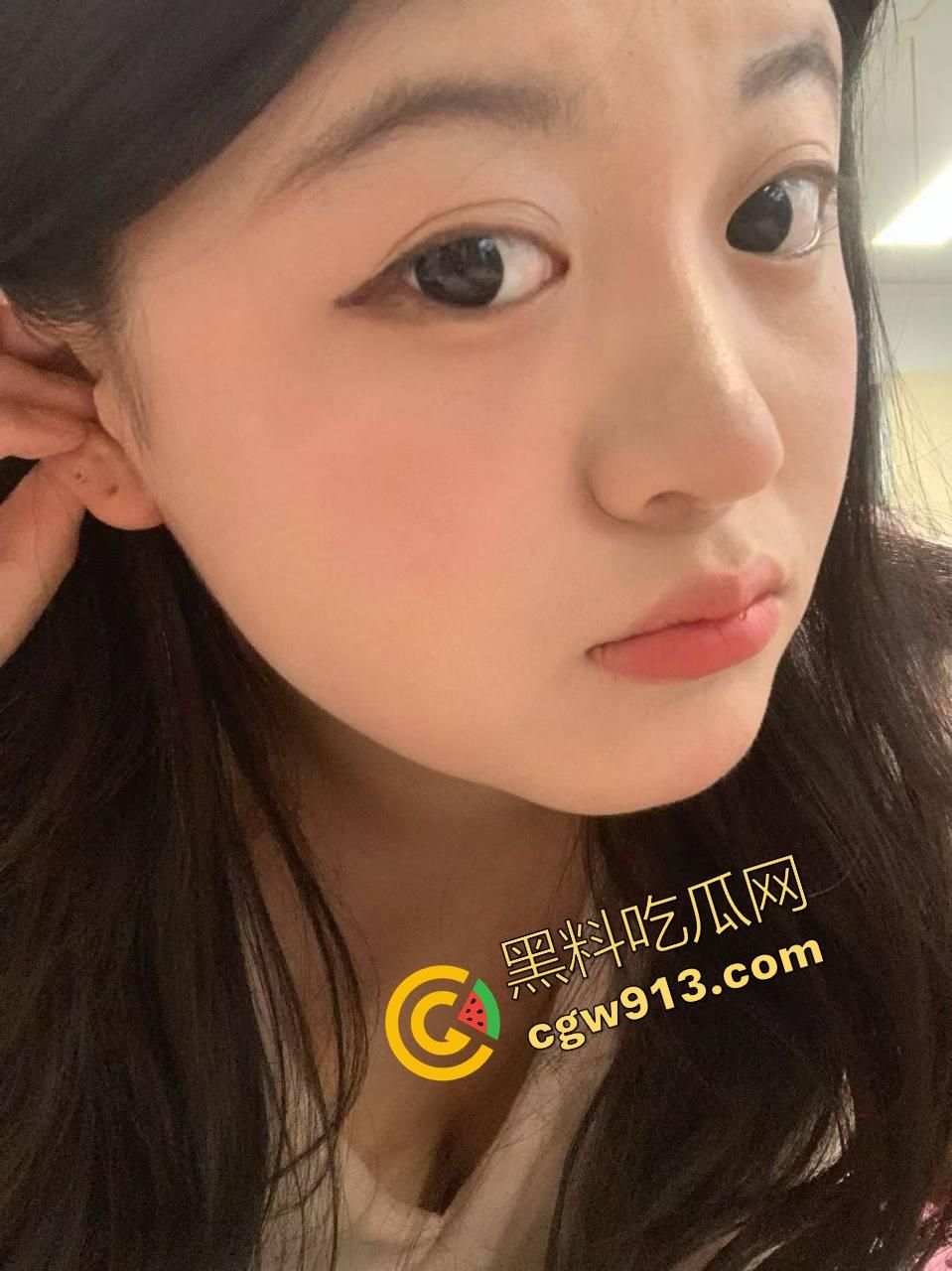 被扩张到失禁的发情母狗，肛门成了供人蹂躏的洞口，阴环母狗菊穴失守，高潮像溃堤般喷涌！