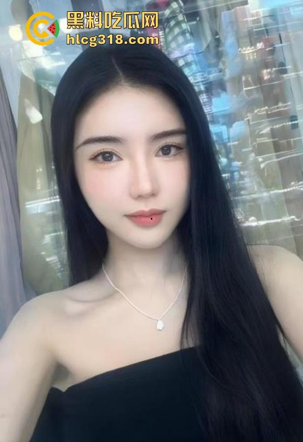 海角大神【会喷水亲姐姐】喝下最强壮阳秘方,把巨乳骚姐操到狂喷水,肉棒如铁棍般把逼干肿!