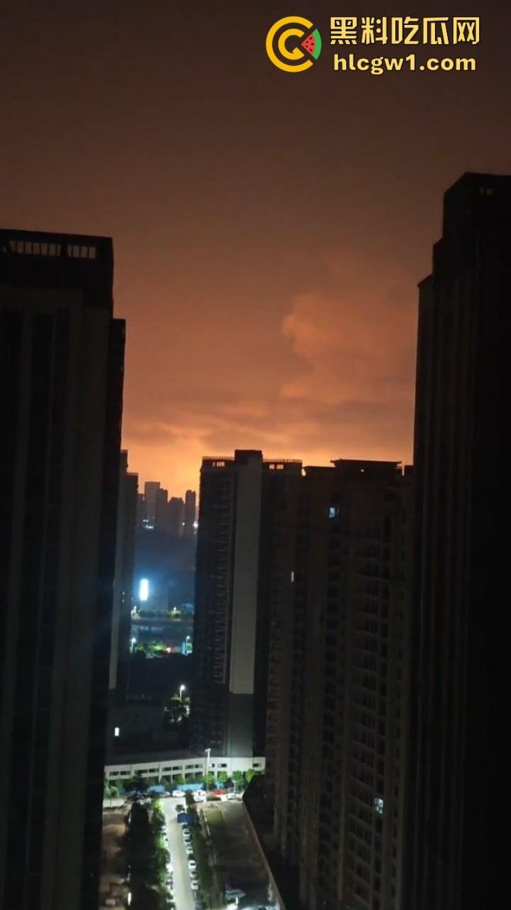 广东惠州大亚湾石化区核电站火光冲天 现场实拍视频流出 这是爆炸还是日出啊?