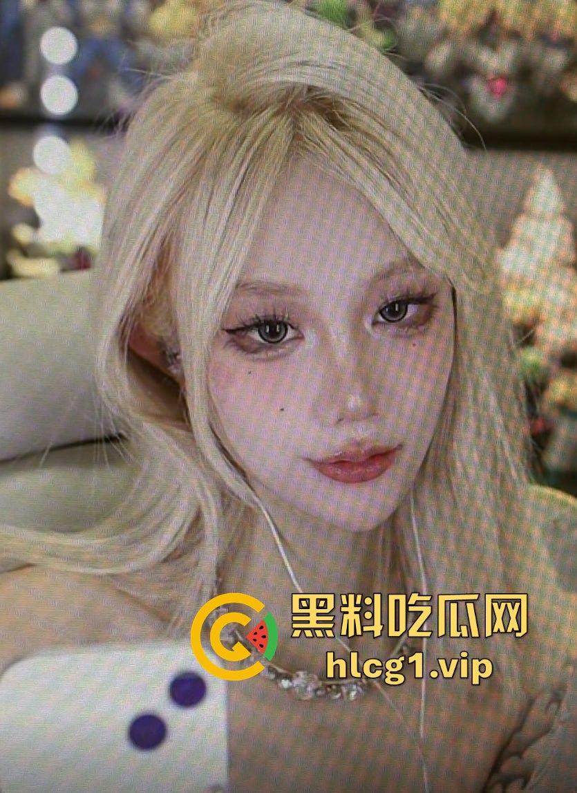 抖音女Rapper『尔晴没吃饱』花臂纹身女神的双面人生!前男友啪啪视频流出,反差婊形象大曝光!