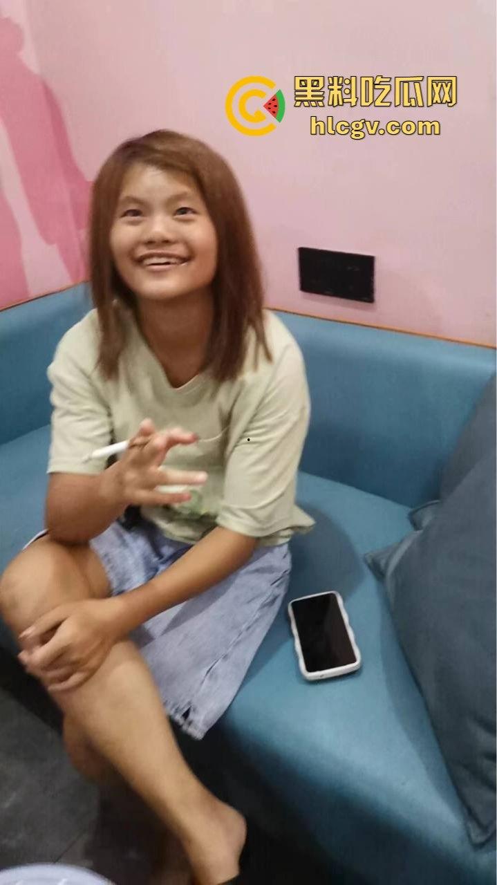 瓜友花200元快餐吃到蓝色妖姬!未来身价翻10倍成『叶柯』,200到2000的跨度很牛批!