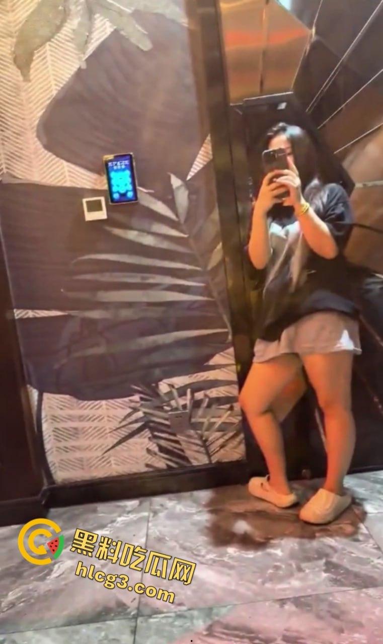 钱难赚屎难吃!广州大姐叫了个男模 不给小费反而还要男模给酒钱 不给直接给男模爆头