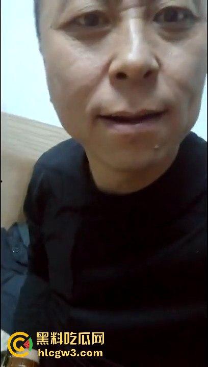 东北老哥重生之宇将军爆火!天天直播国粹洗礼,全网喷人骚话连珠笑到跪!