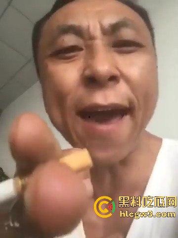 东北老哥重生之宇将军爆火!天天直播国粹洗礼,全网喷人骚话连珠笑到跪!