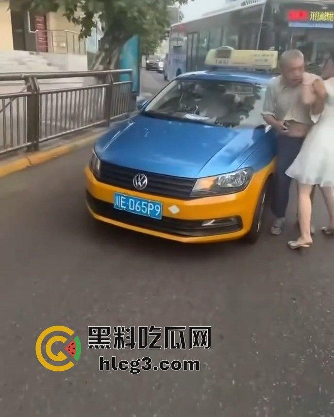 醉酒女在四川泸州的疯狂暴走:出租车司机和警察双重袭击,最终被送派出所的完整经过!