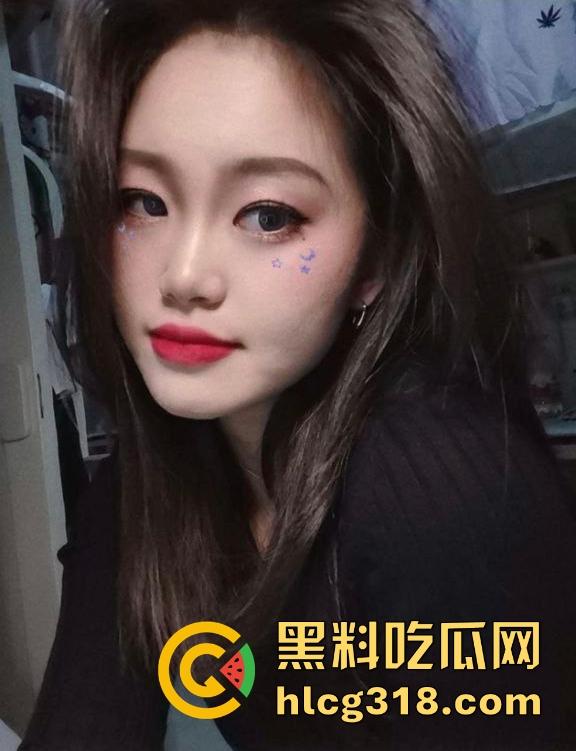 兴隆大厦女销售勾搭客户私密视频泄露!黑丝后入扭臀骚舞挑逗内射 不愧是销冠!