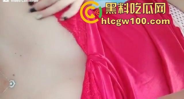 快手微胖熟女【女人味】自慰视频爆出,微胖少妇的魅力无法阻挡,真的很有女人味。