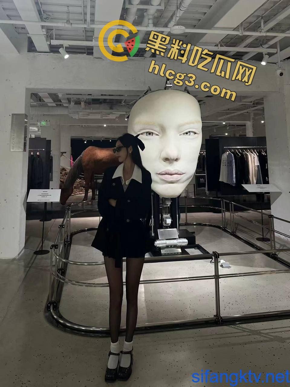 【校园秘闻】艺术学院大三舞蹈生情趣制服COS狂野性爱,姨妈期间高潮暴露!