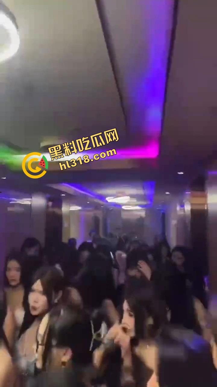 魔都永利party k凌晨免费喝酒,300妹子随便选600块一小时,上海男人的快乐太简单了!