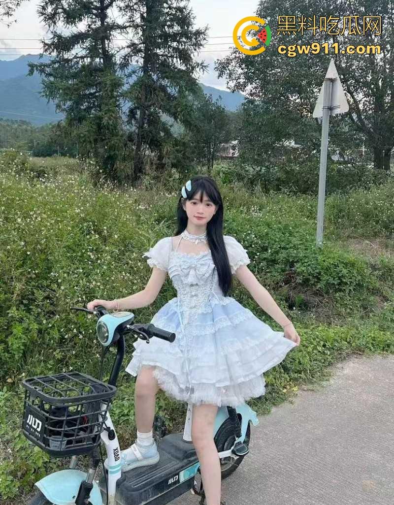 长春师范大学可爱女大【李亚媚】被富二代炮友玩腻后曝光,骑脸舔穴坐屌自慰,反差感冲破天际!