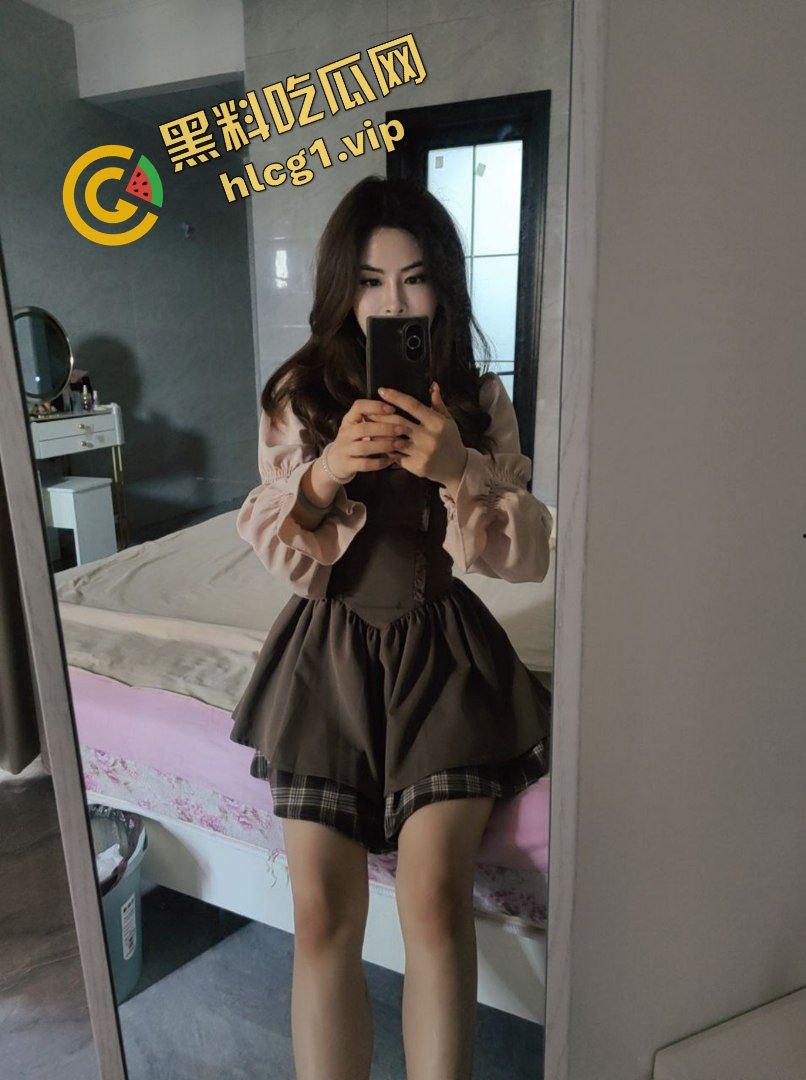 沈阳反差公交车母狗『曾慧敏』四处约炮 口交骚舞 对镜后入 性爱泄密!