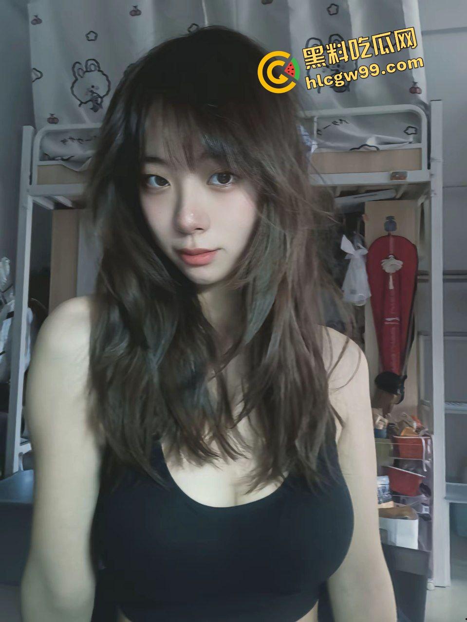 抖音贵医科清纯御姐【想吃芝士】光鲜亮丽的背后却是大哥的肉便器母狗,跑去武汉约炮淫荡后入!独家曝光流出!