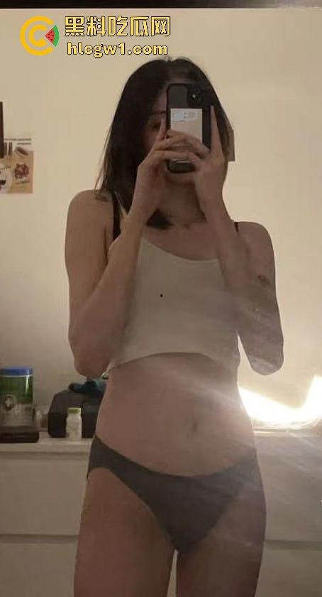 宁夏传媒大学07后【范晓】被投稿爆料!嘴法专业舔鸡巴,清纯颜值下暗藏骚劲儿,分手就被曝光!