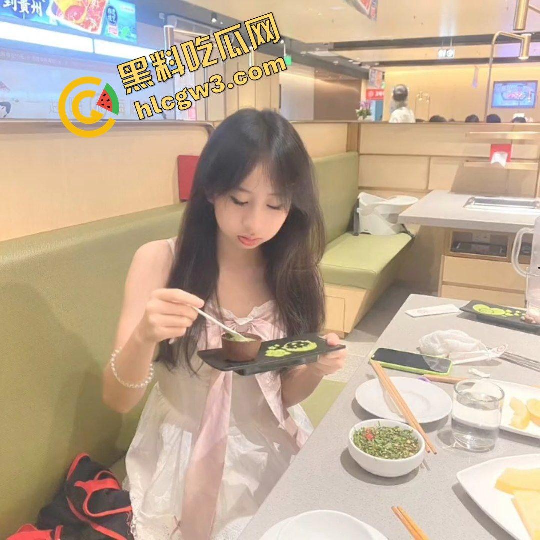 深圳沙井上南学校清纯骚贱反差妹『豆琦祺』深圳大哥砸钱得吃 爆操后搂着睡!独家曝光流出!