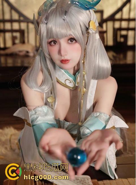 高颜值福利姬【橙子喵酱】最新COS写真泄密流出,可爱萝莉美乳翘臀,尤物极品身材,三点粉嫩无比诱人!