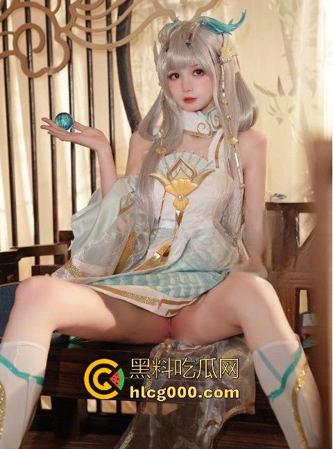 高颜值福利姬【橙子喵酱】最新COS写真泄密流出,可爱萝莉美乳翘臀,尤物极品身材,三点粉嫩无比诱人!