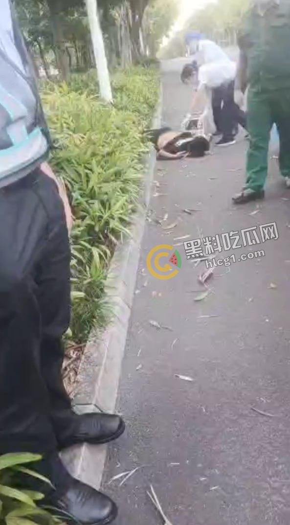 南宁惊曝午间悲剧!中兴桥南男子大中午豪饮致死,惨遭摔倒不起引热议!