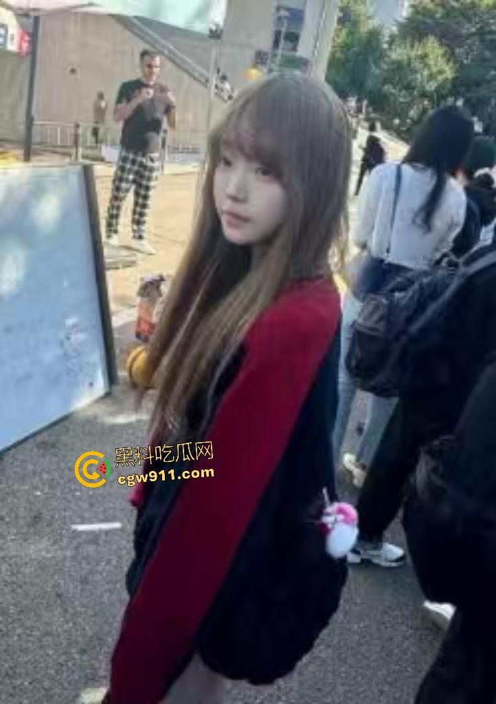 国内金主包养母狗【陈兴】雪白巨乳,被土豪操到逼烂,乳头就像大号葡萄,后入时两奶子干甩荡乱撞!