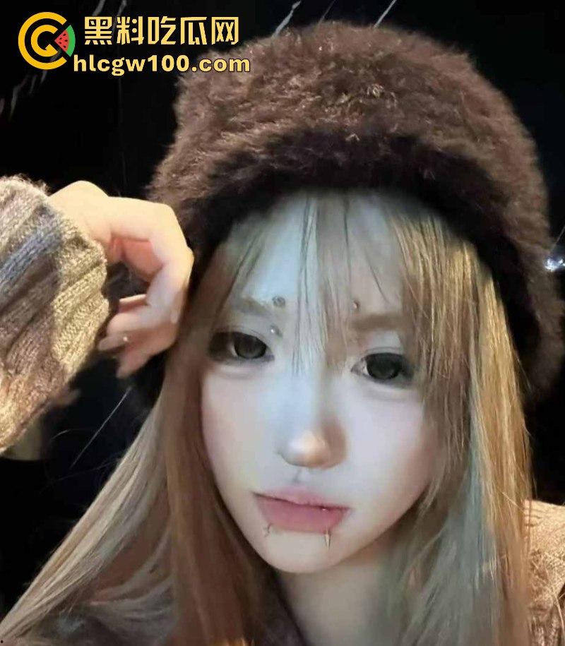 浙江理工大学20岁极品母狗【蔡静怡】调教视频流出 清纯女大背后竟是一条反差淫荡母狗