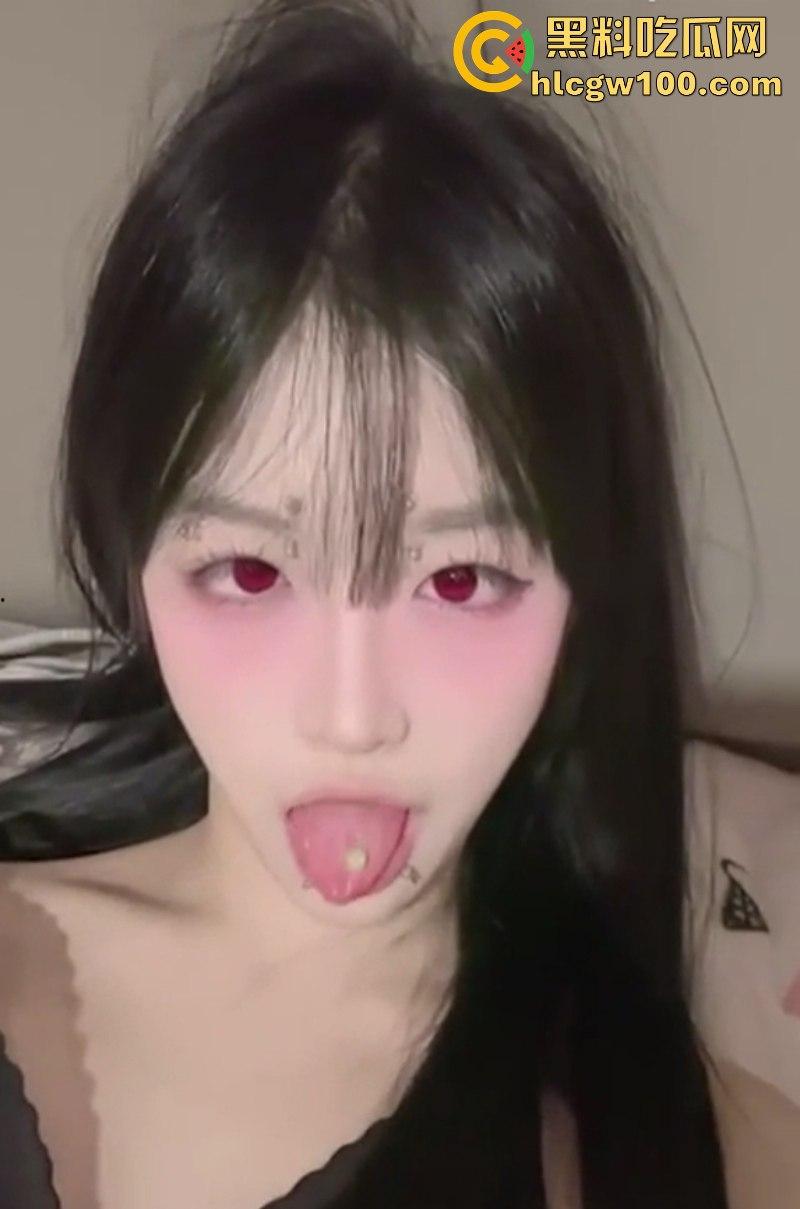 浙江理工大学20岁极品母狗【蔡静怡】调教视频流出 清纯女大背后竟是一条反差淫荡母狗