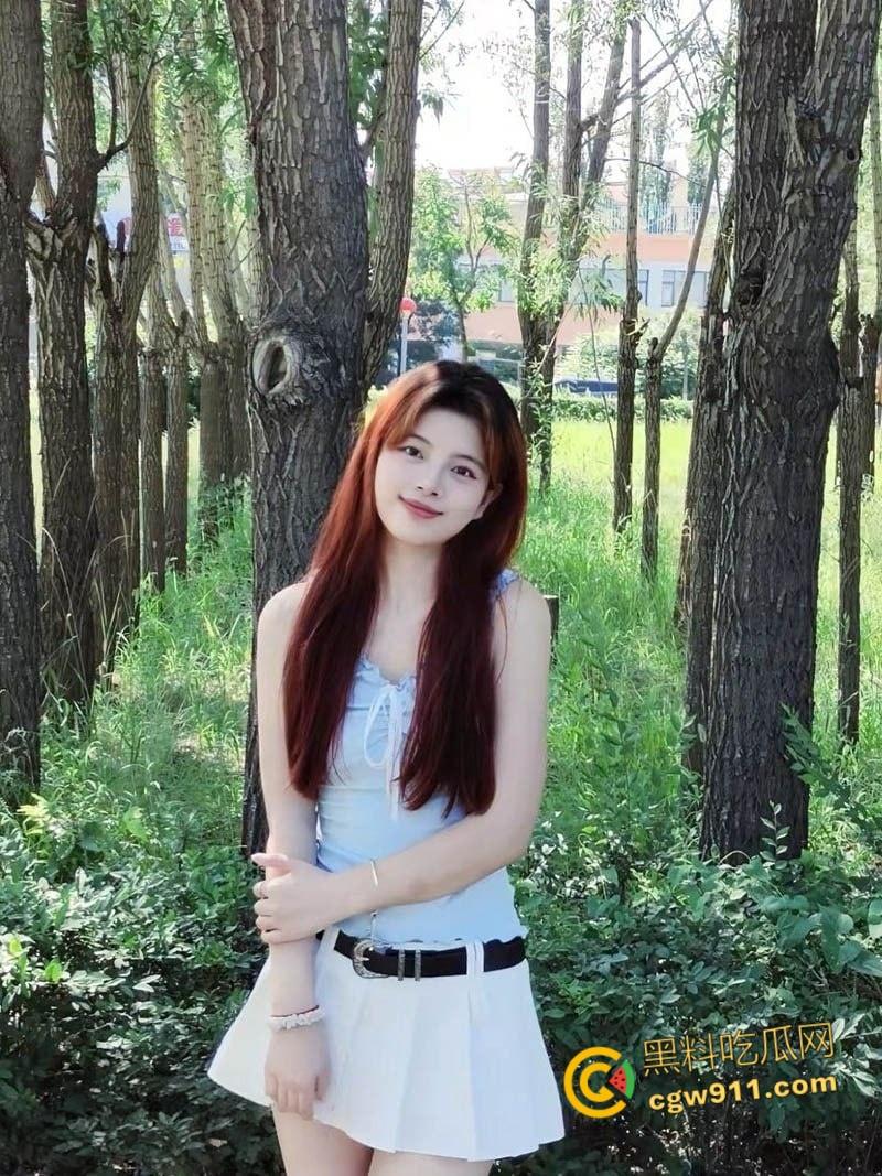 山西大同小学妹【林雯慧】,欲求不满酒店激情做爱,一进门扑倒男友樱桃小嘴直吞鸡巴,口爆吞精还想来第二次!