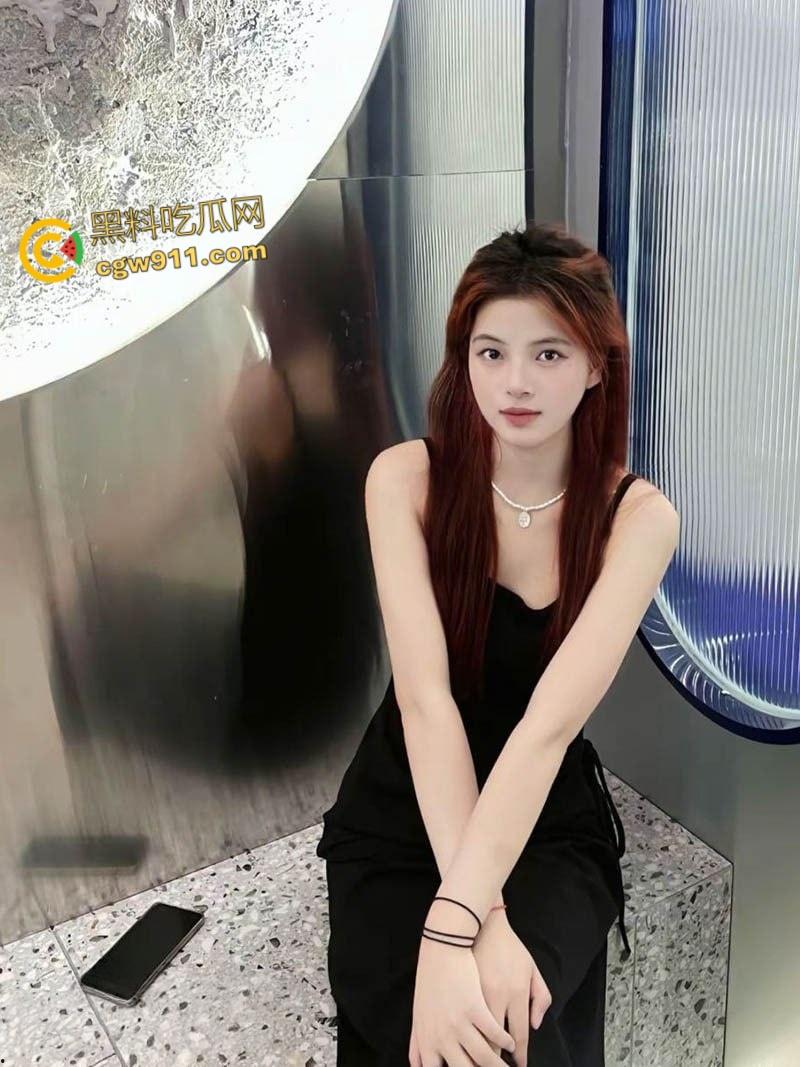 山西大同小学妹【林雯慧】,欲求不满酒店激情做爱,一进门扑倒男友樱桃小嘴直吞鸡巴,口爆吞精还想来第二次!