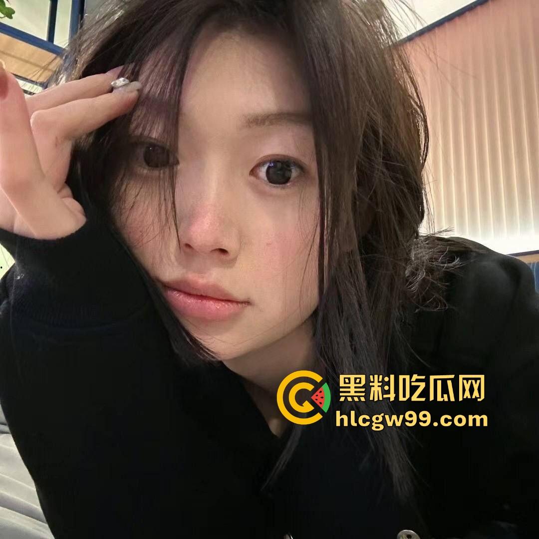 宁夏回族骚货【马莹莹】被粉丝爆料,22岁高挑学生妹,擅长口交后入SM全包,口交技术一流真会玩!