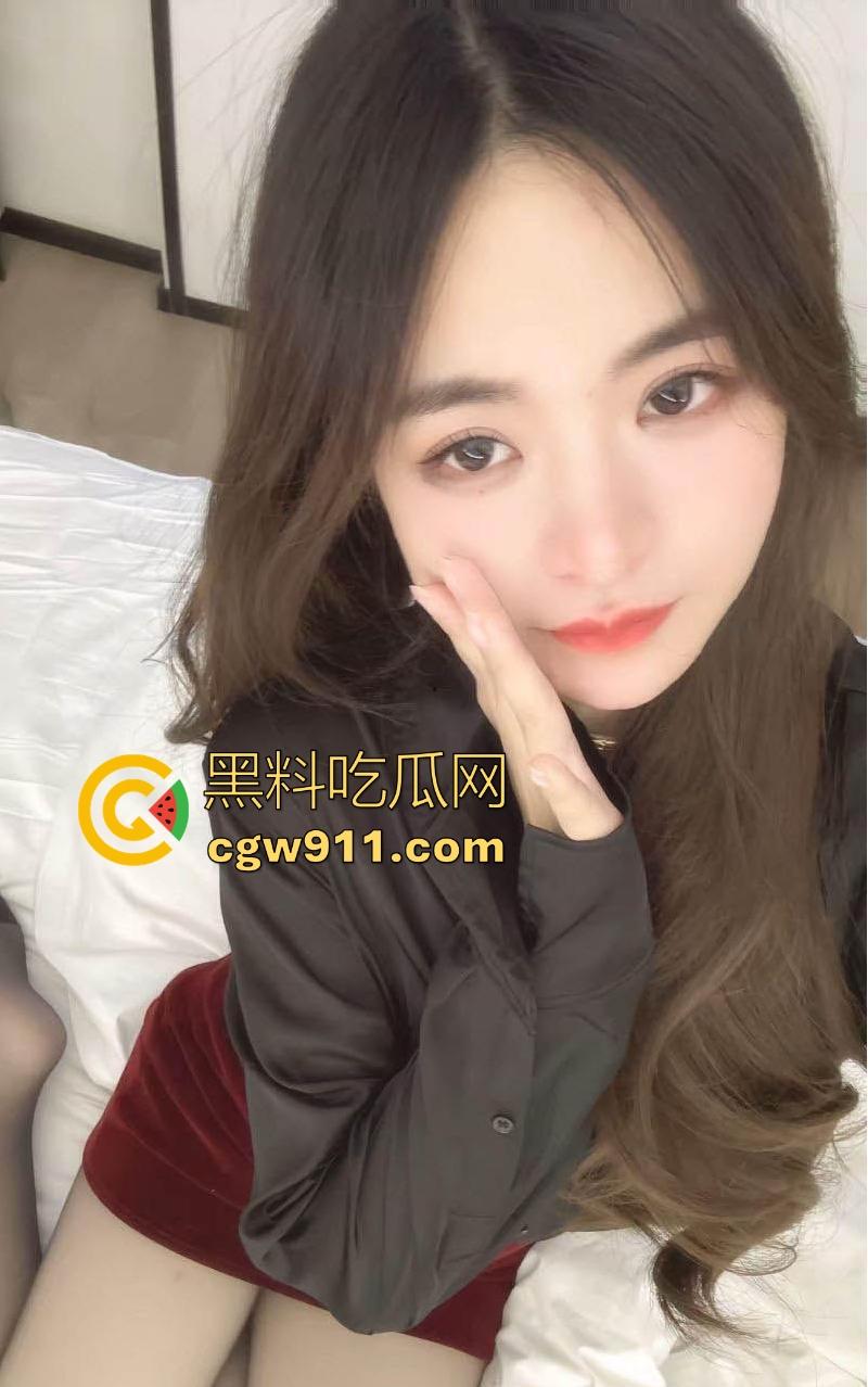 瓜友远征深圳懿德轩76号女技师,C杯美乳白嫩粉尖,身材曲线玲珑服务贴心,服务很到位!